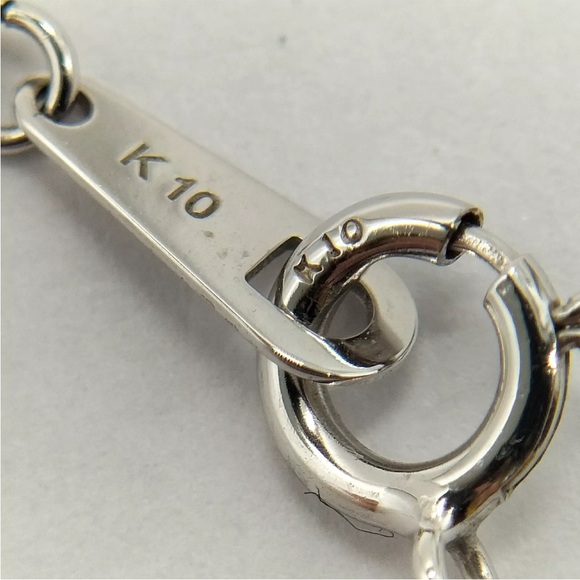 Stunning Peridot with Diamonds and white gold chain - Picture 8 of 12